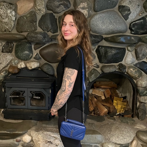 Saint Laurent Royal Blue WALLET ON A CHAIN - Picture 13 of 16